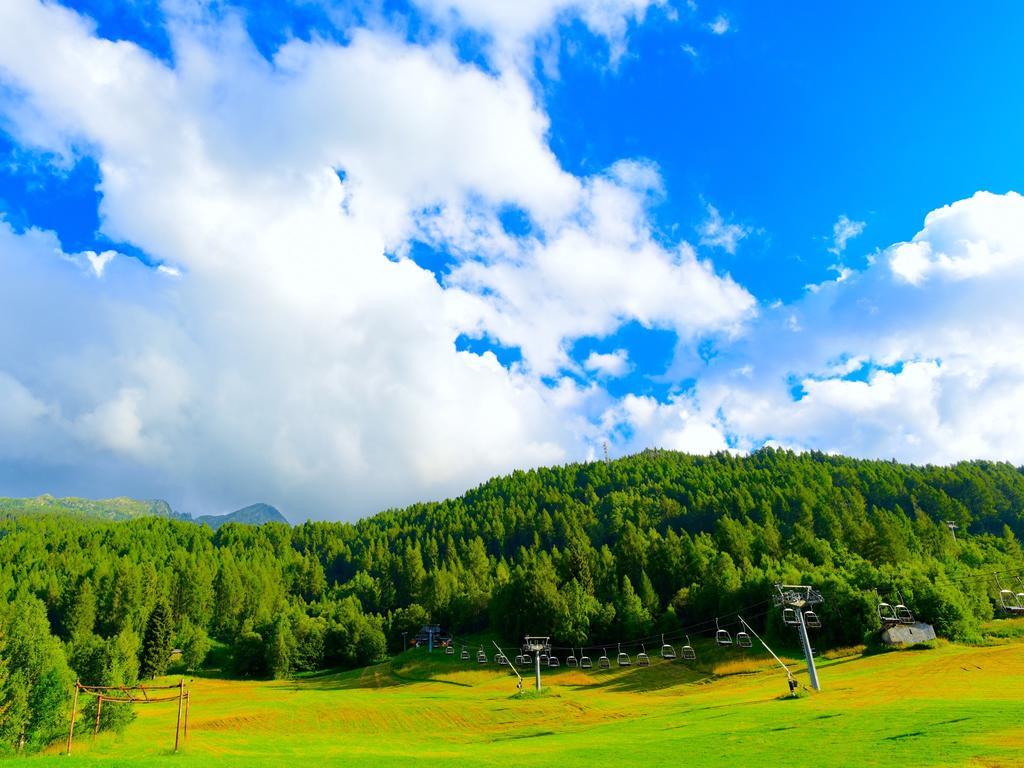 Hotel Ginepro Aprica Exterior photo